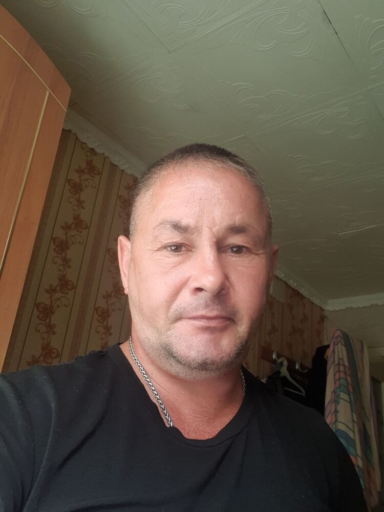  37589956  , 45 ,    