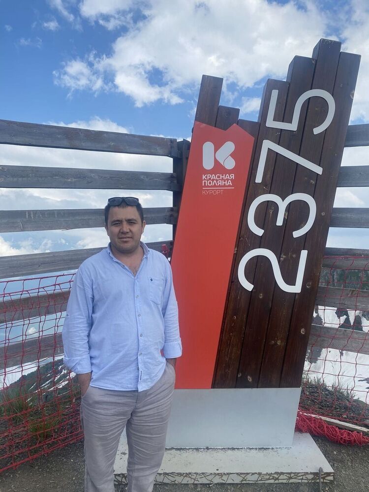  27175126  Shavkat, 39 ,    