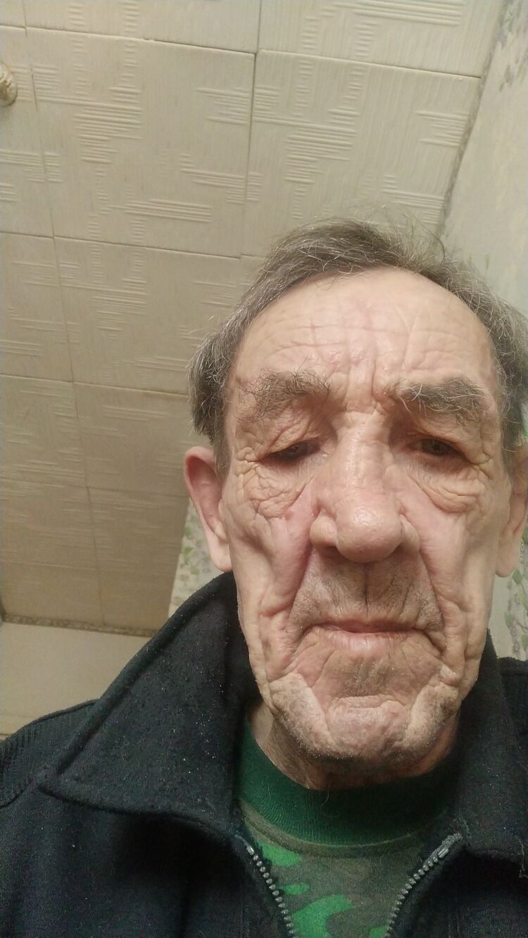  41675656  , 70 ,    