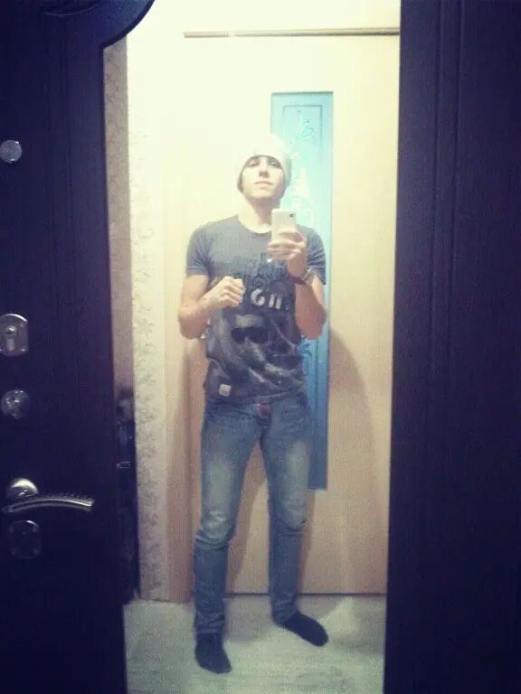  29169276  Alex, 29 ,    