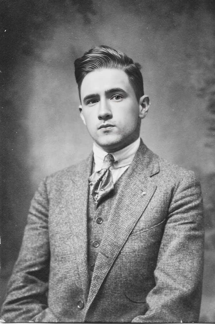 ���� 52022036 ������� �����, 39 ���, ���� ���������� � �����-����������