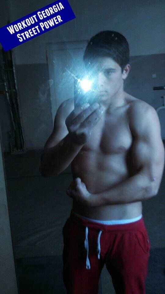  6165466  Vako, 30 ,    