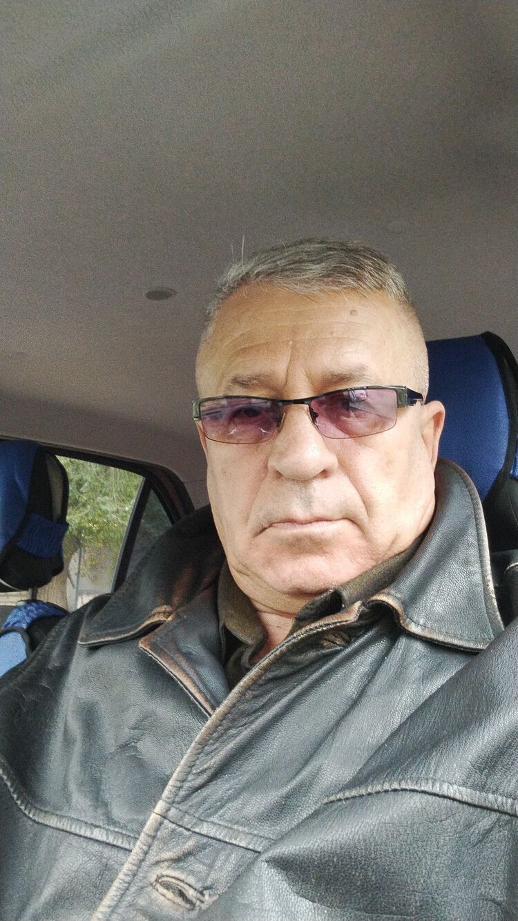 48793316  , 65 ,    