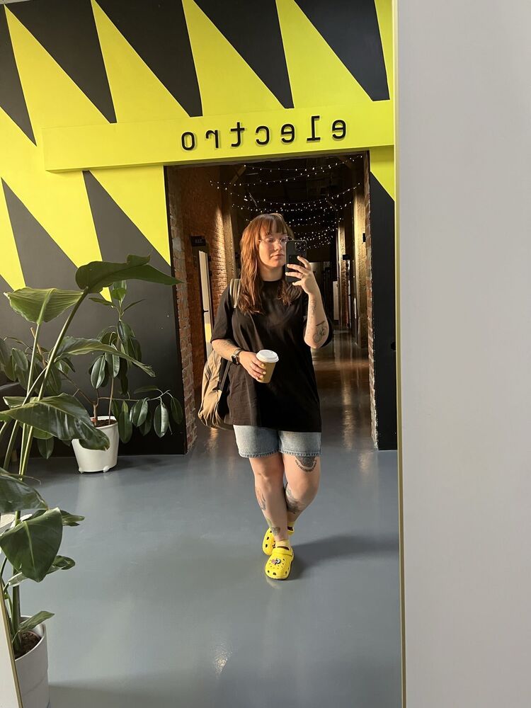  30680856  , 29 ,    --