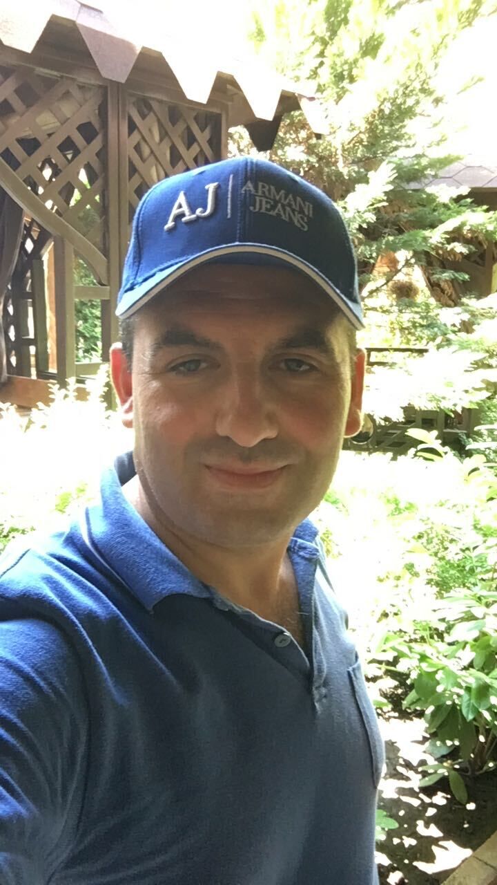  ,   Arman, 43 ,     , c 
