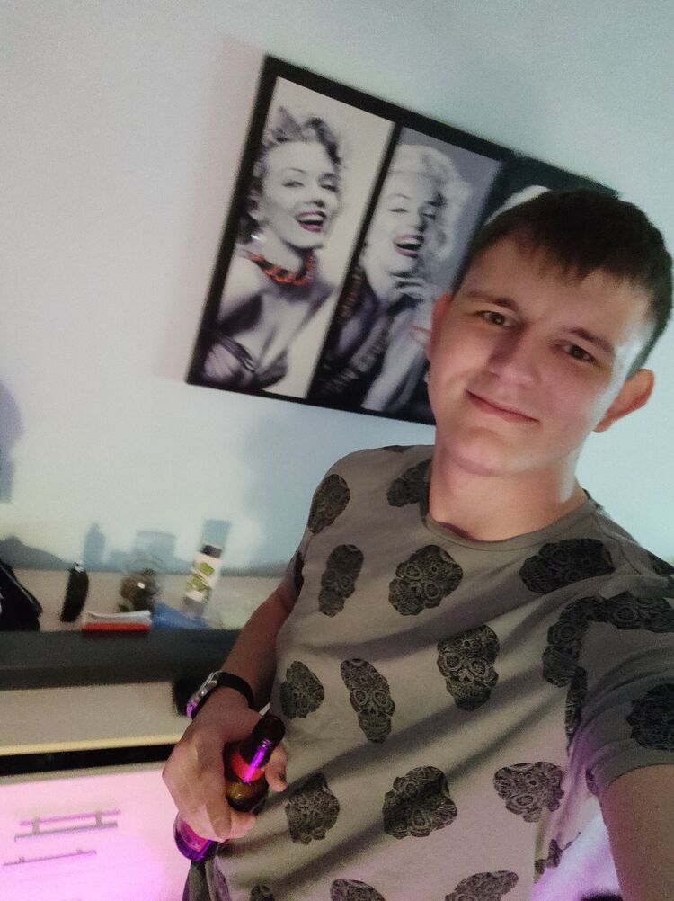  48241796  , 26 ,    