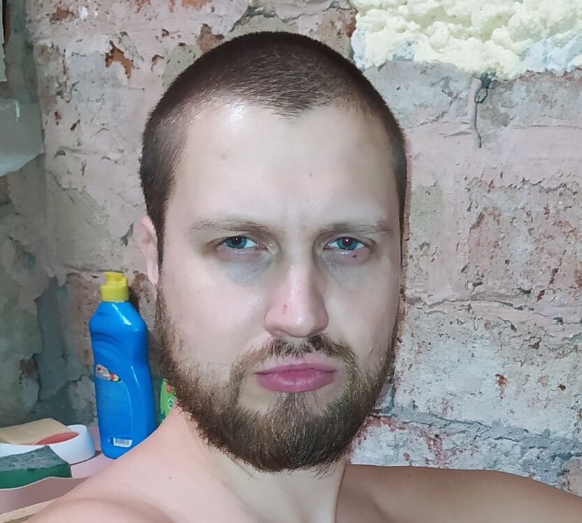  31995796  , 40 ,    