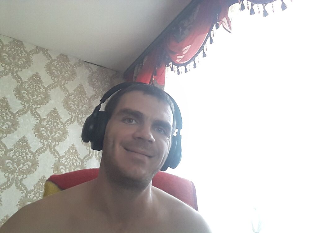  46279316  , 40 ,    