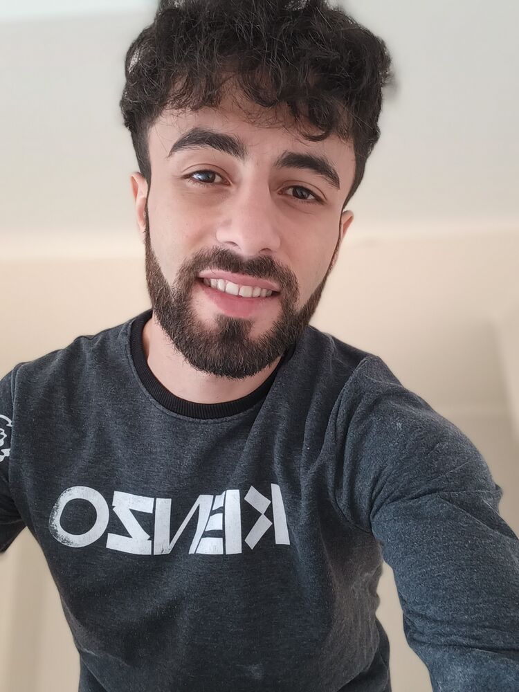  ,   Kamran, 27 ,   ,   