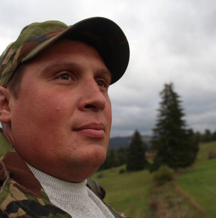  52674456  Ruslan, 45 ,    