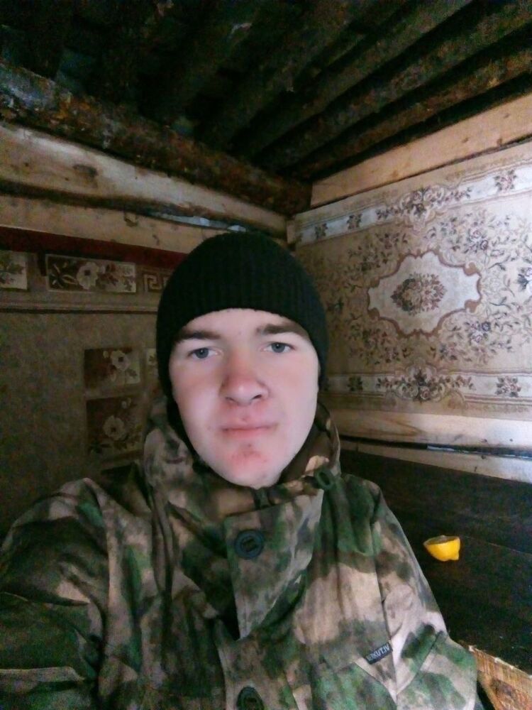  ,   Ivan, 23 ,   ,   