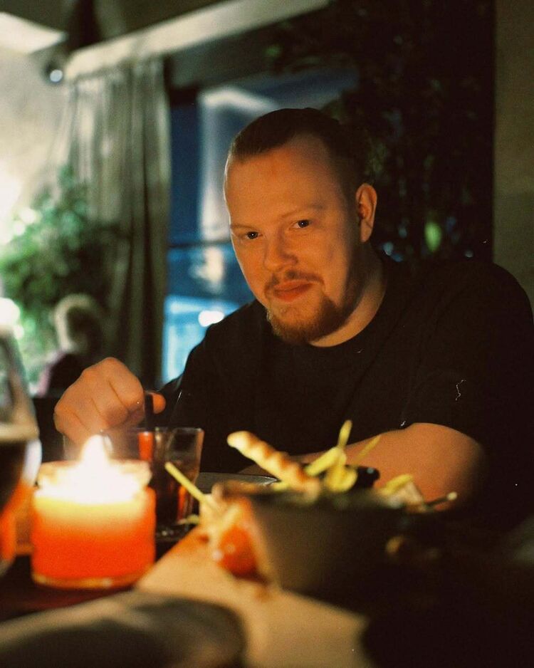 ���� 54961876 ������� ����, 37 ���, ���� ���������� � �����