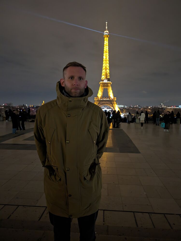  51061716  , 35 ,    Assisi