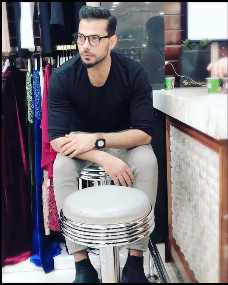  ,   Ahmet, 33 ,   ,   
