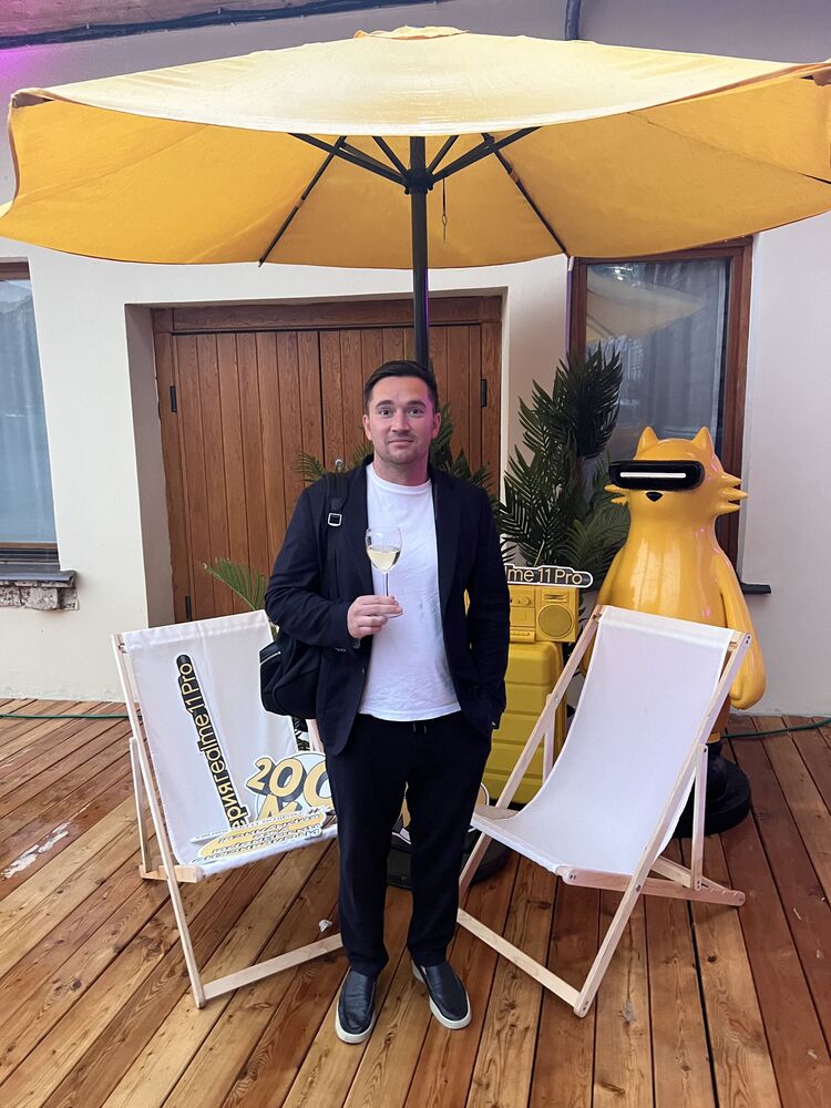  ,   Georgy, 39 ,   ,   , c , 