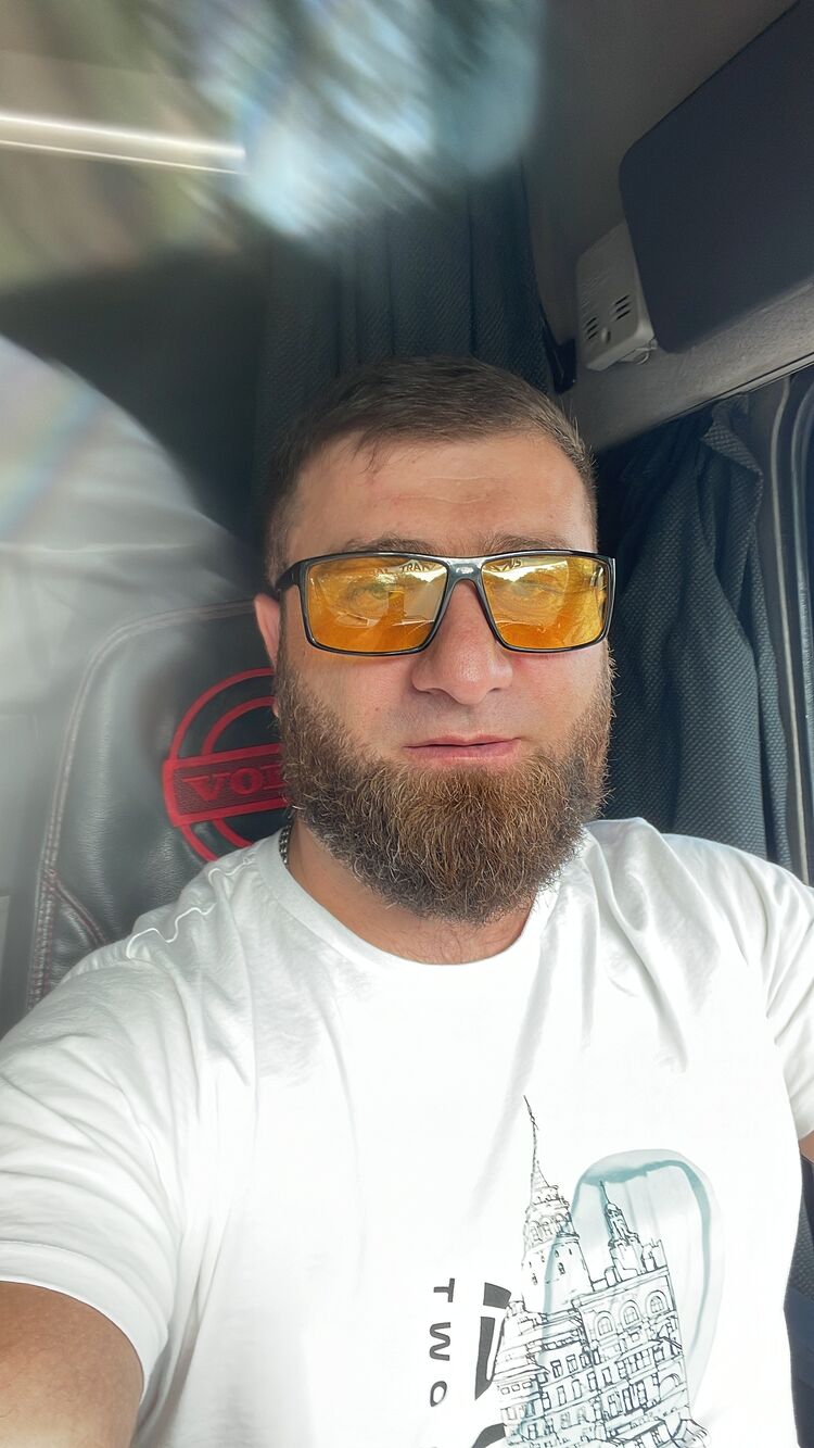  44932186  , 34 ,    