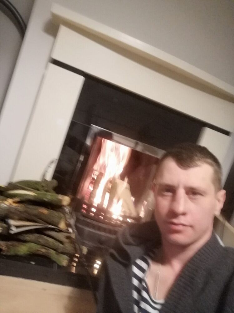  Na Sollain,   Maxim, 35 ,   ,   , c 