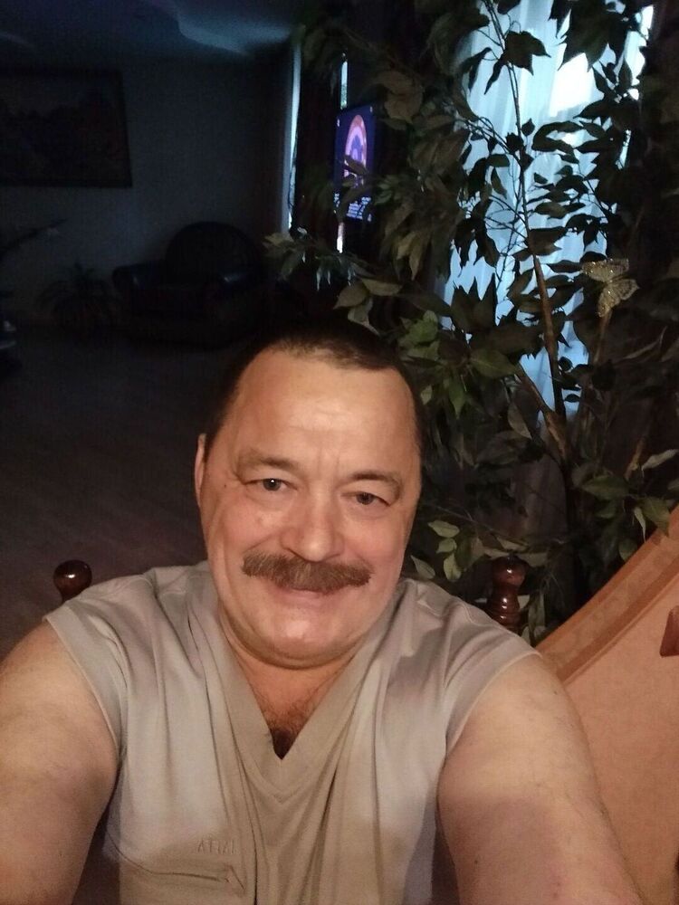  32895176  , 61 ,    