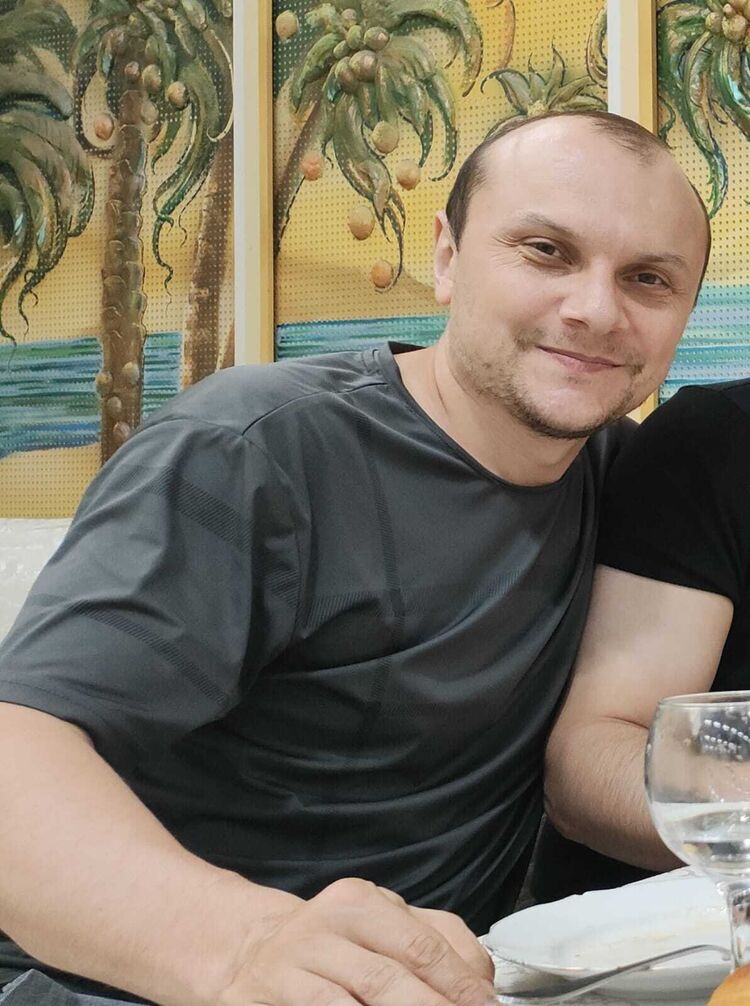  ,   Ilya, 41 ,   ,   