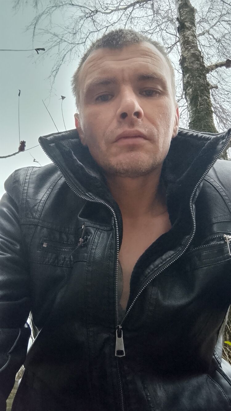  54354466  Aleks, 39 ,    