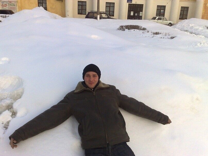  ,   Anatoly, 43 ,   ,   , c 