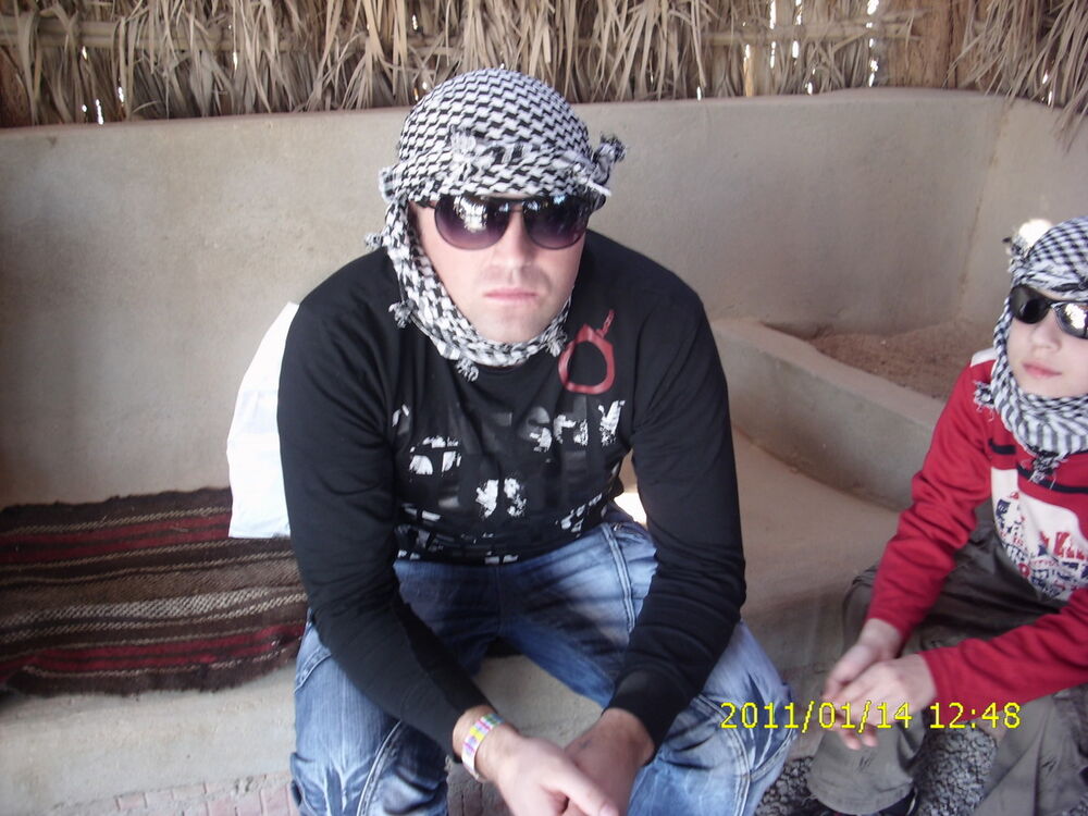  ,   IGOR, 43 ,  