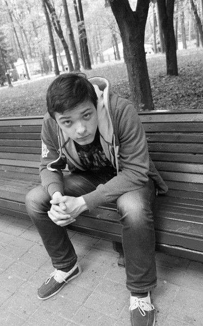  ,   Frizord, 28 ,   ,   , c , 