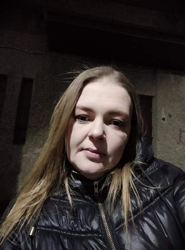  38004116  Sveta, 46 ,    