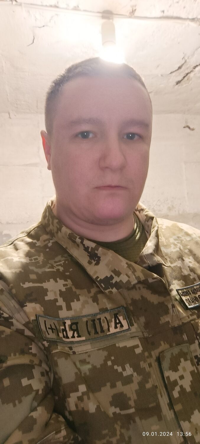  44330576  , 32 ,    