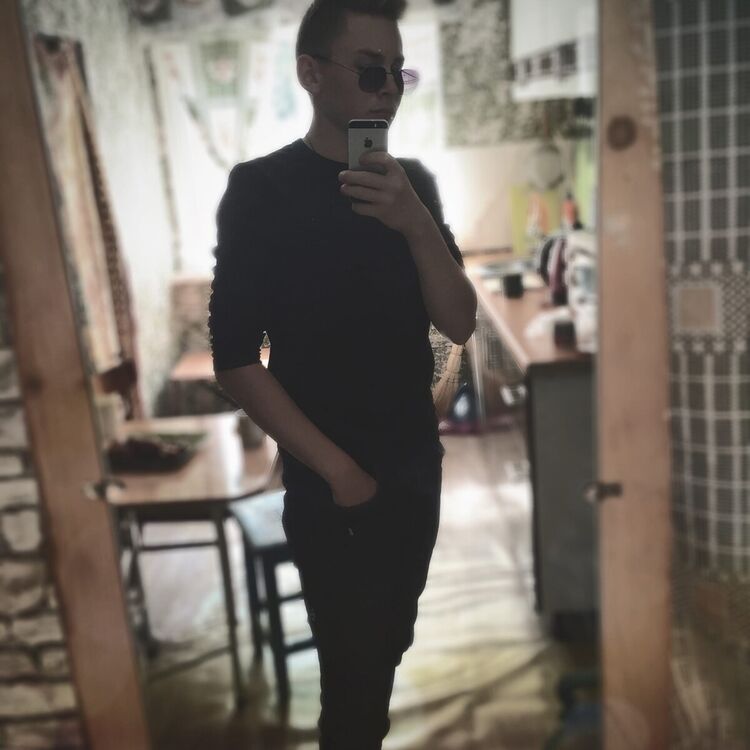  ,   Artyom, 25 ,   ,   , c 