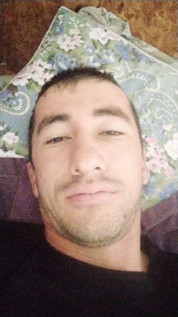  37002586  Muxriddin, 29 ,     