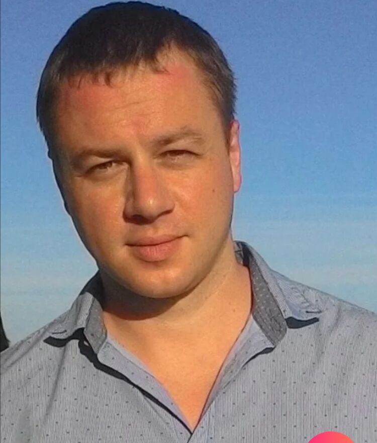  35601546  Alexey, 42 ,    