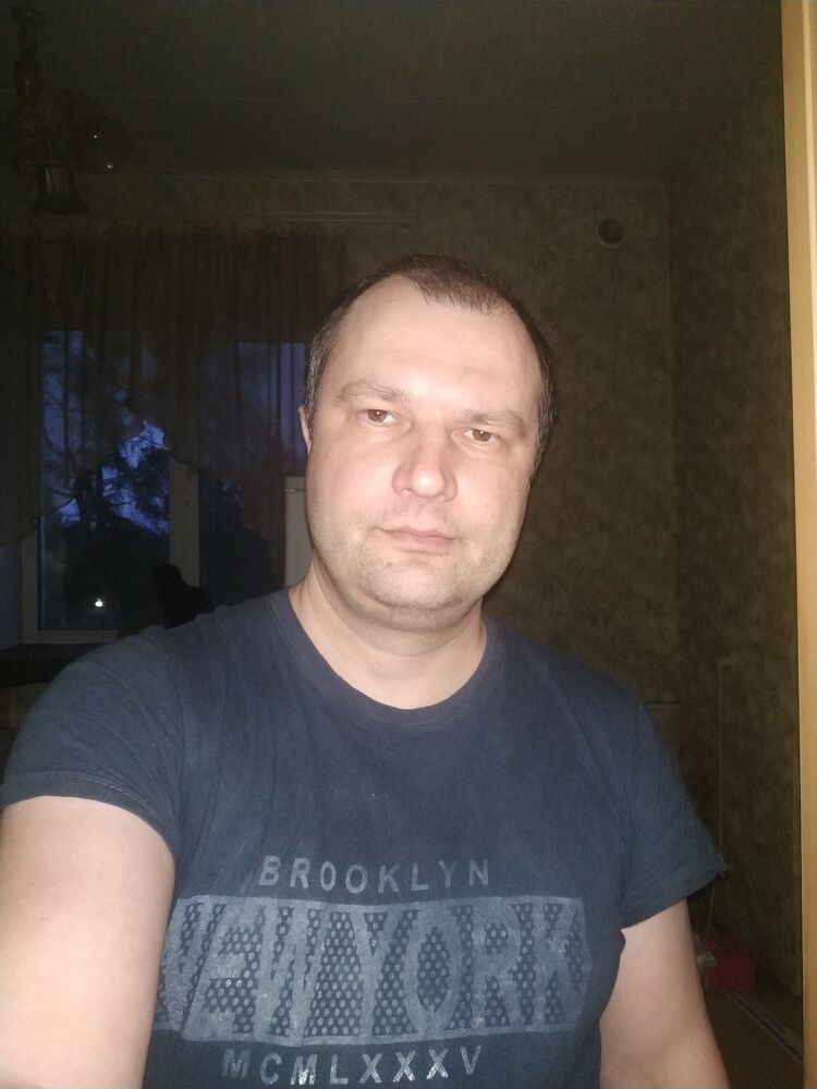  ,   Igor, 43 ,   ,   , c , 