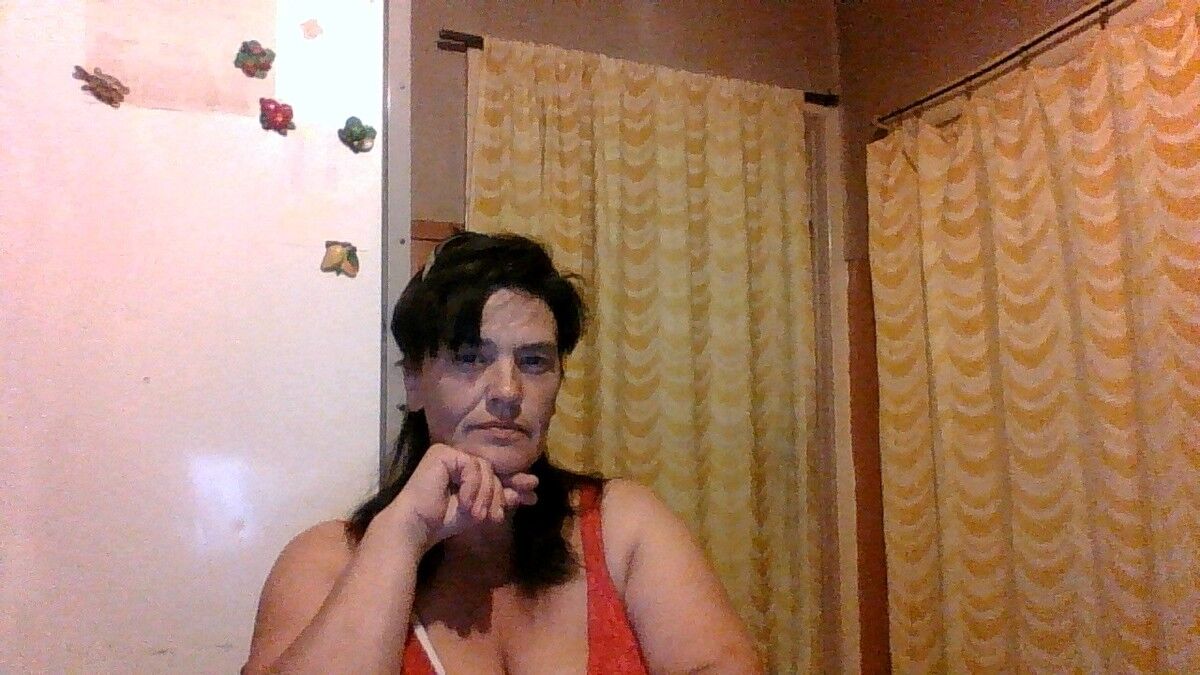  6185126  Lena, 60 ,    