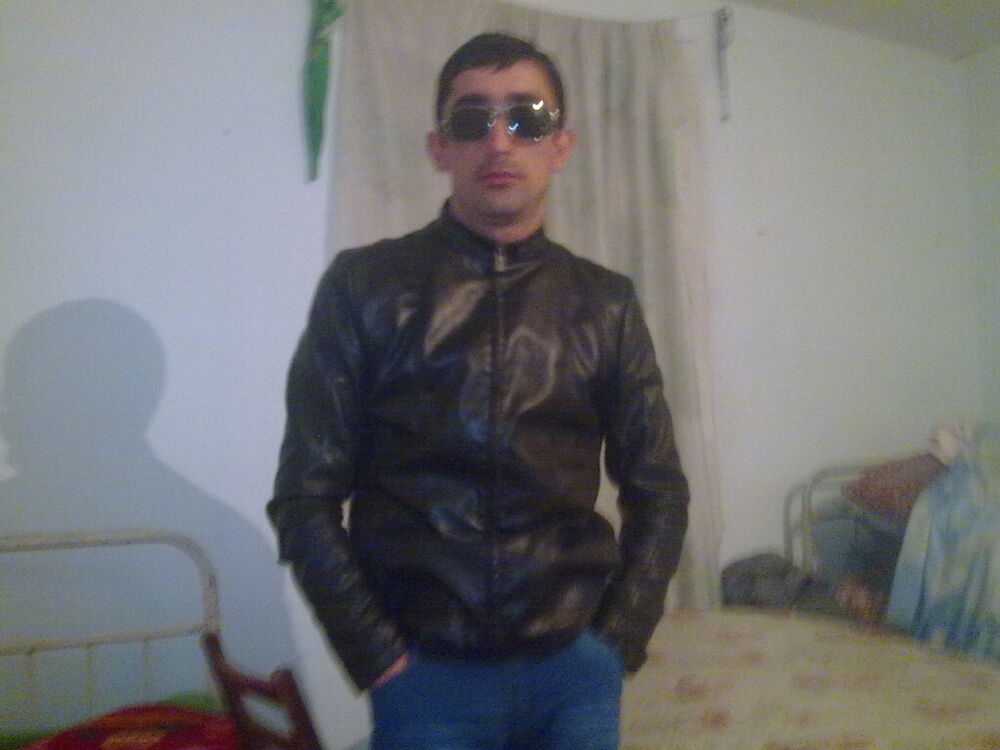  ,   Afqan, 37 ,   , c 