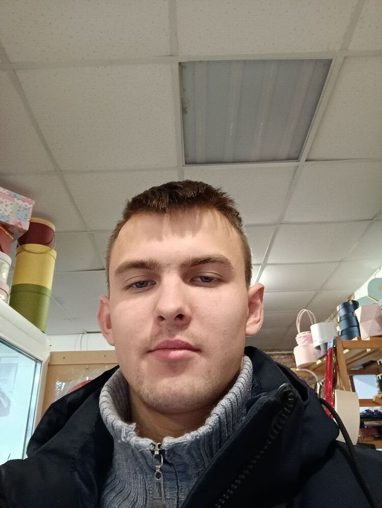  31643276  , 25 ,    