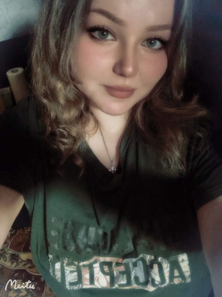  48582676  Svetlana, 26 ,    