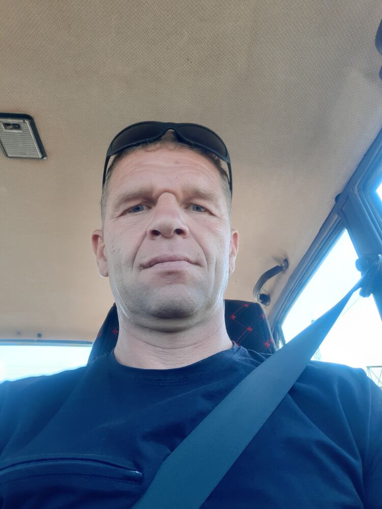  27952516  , 46 ,    