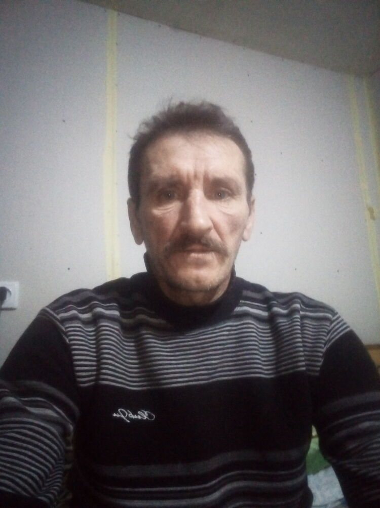  31430676  , 52 ,    