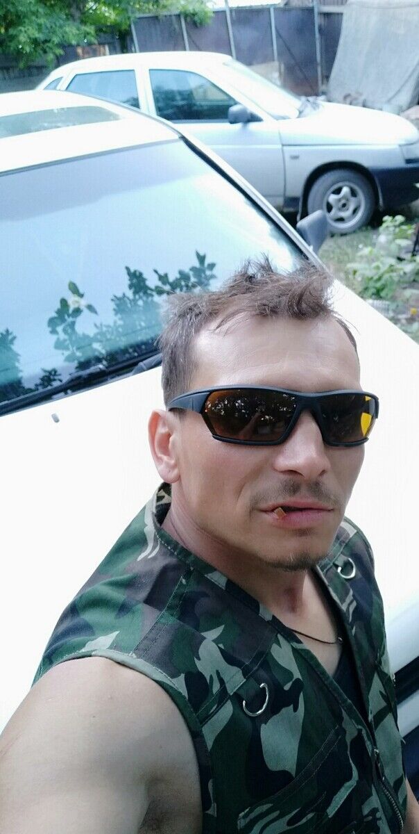  ,   Alex, 39 ,   ,   , c 