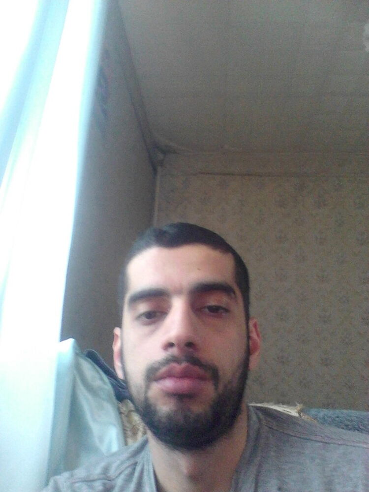  ,   Mamed, 39 ,   
