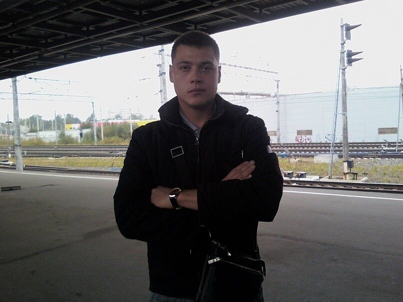  4534346  Artem1988, 37 ,    