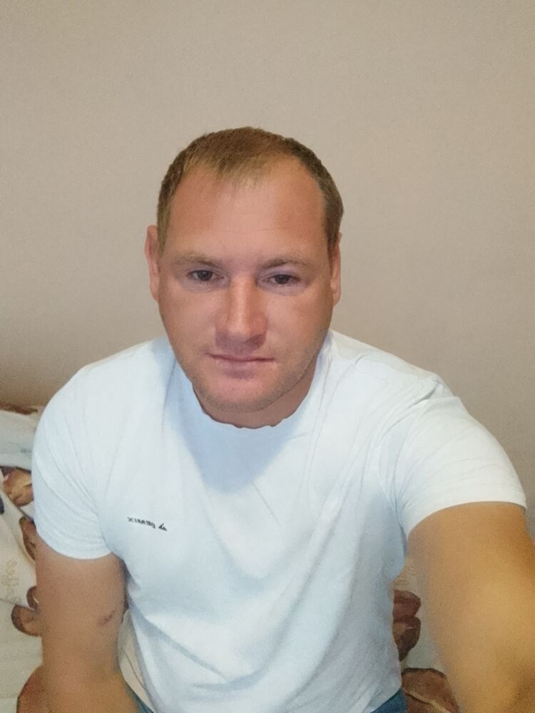  ,   Sergey, 35 ,   ,   