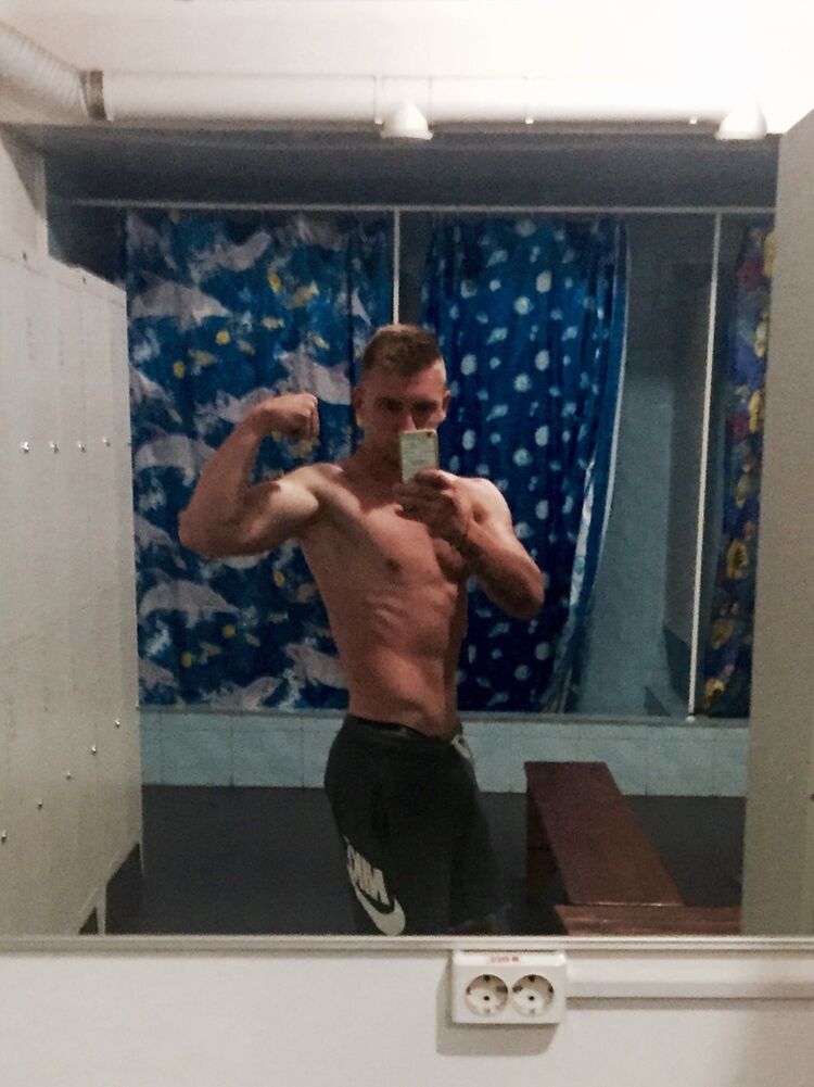  ,   Mark, 29 ,   