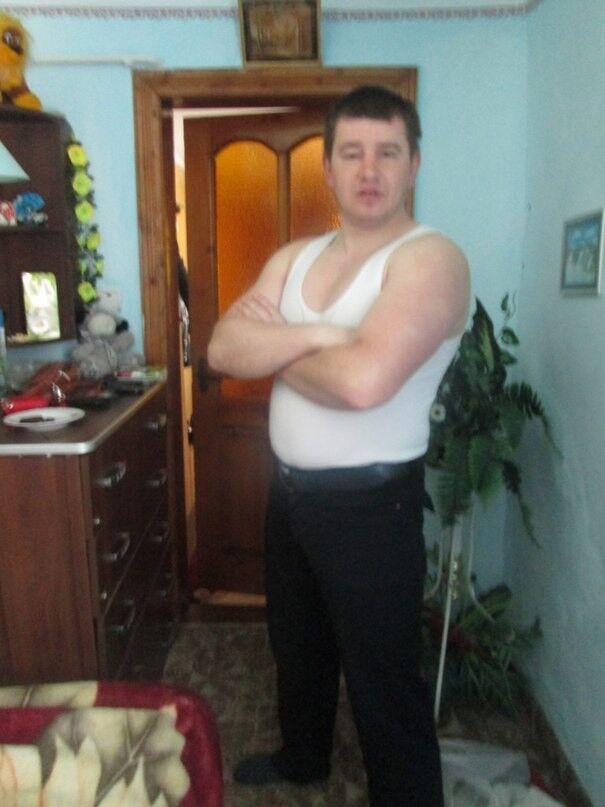  9235406  Lyjney, 39 ,    -