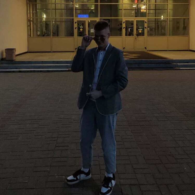  39657066  , 20 ,    