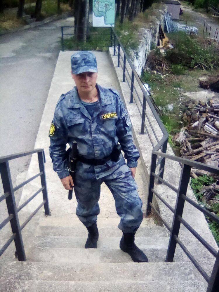  36967626  , 42 ,    