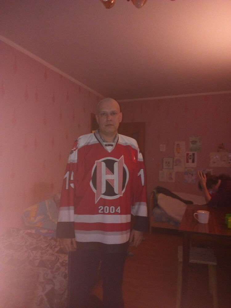  14151676  Vitaliy, 50 ,    