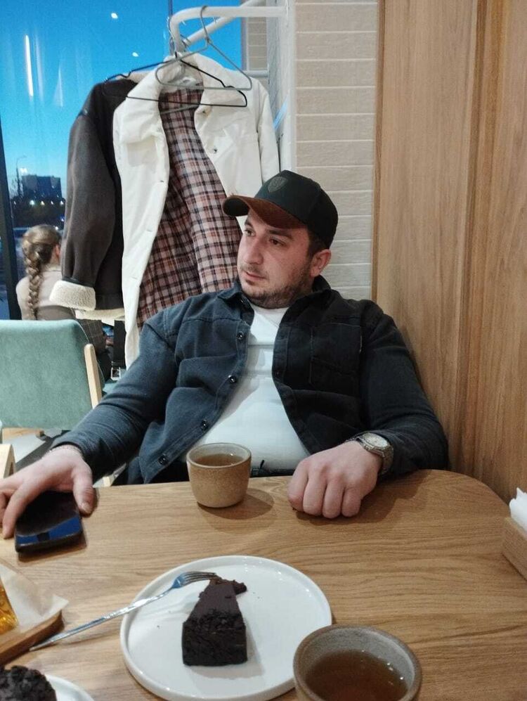 ,   Abdul, 26 ,   ,   