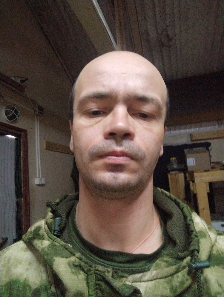  41026126  , 35 ,    
